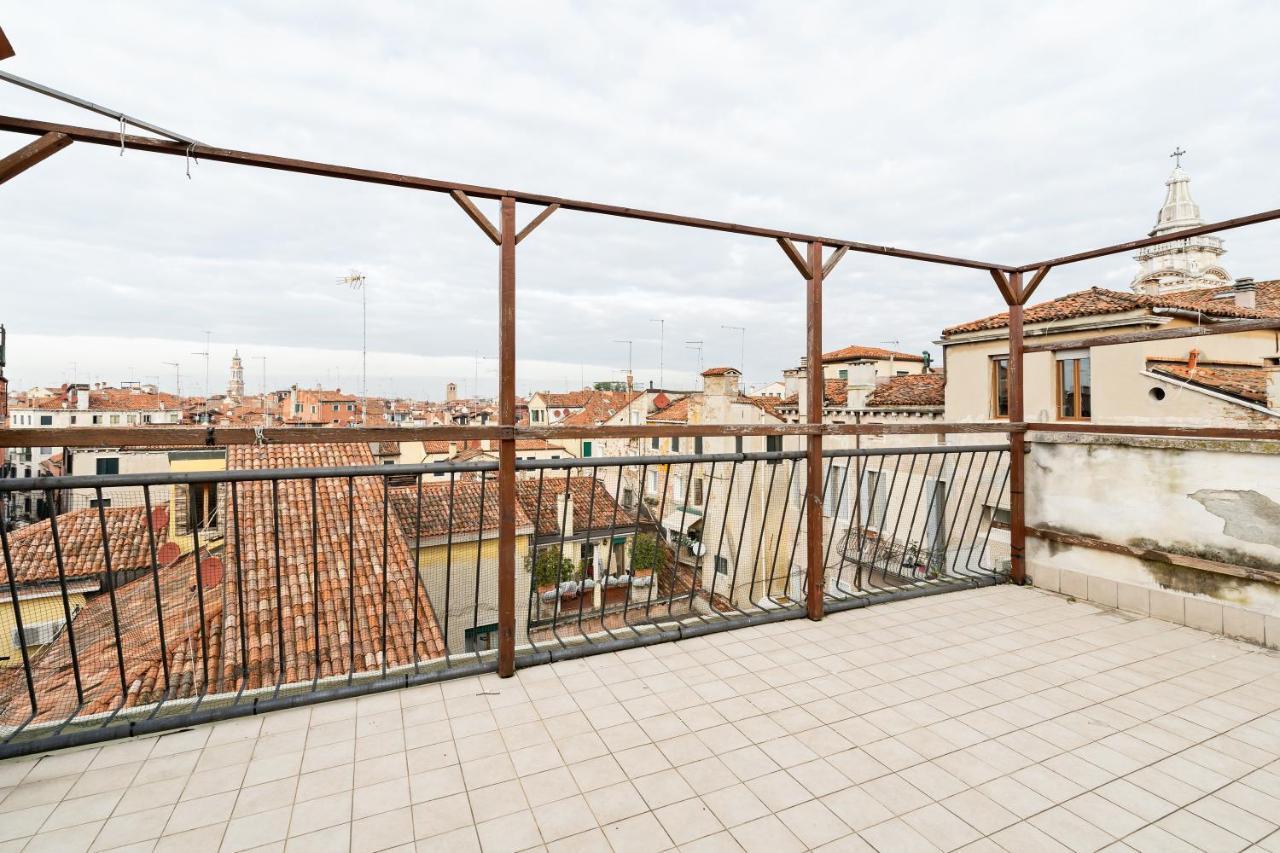Апартаменты Ponte Di Rialto Penthouse With Panoramic Terrace Венеция Экстерьер фото